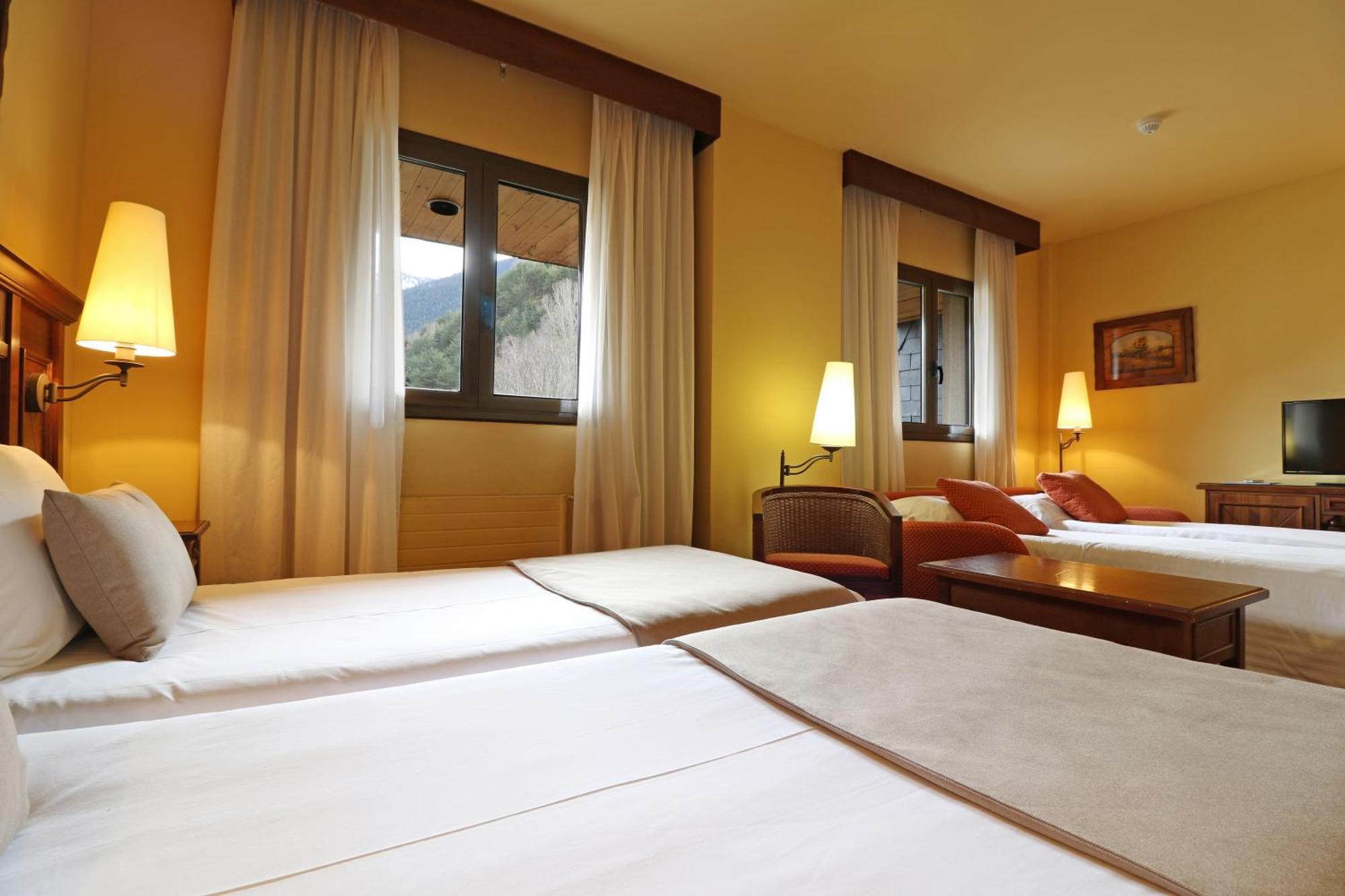 Rvhotels Tuca Vielha Ngoại thất bức ảnh
